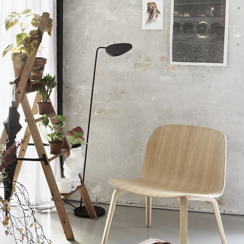 Muuto Leaf LED Floor Lamp