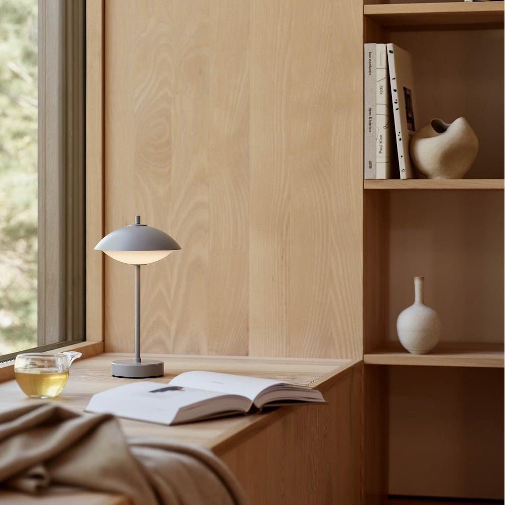 Fritz Hansen Clam Portable Fritz Hansen Clam Portable