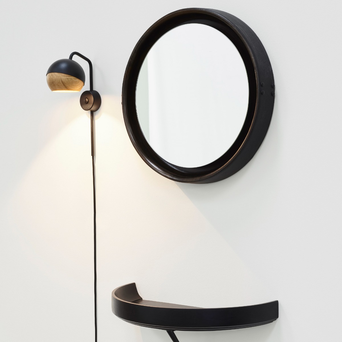 Mater Ray Wall Light