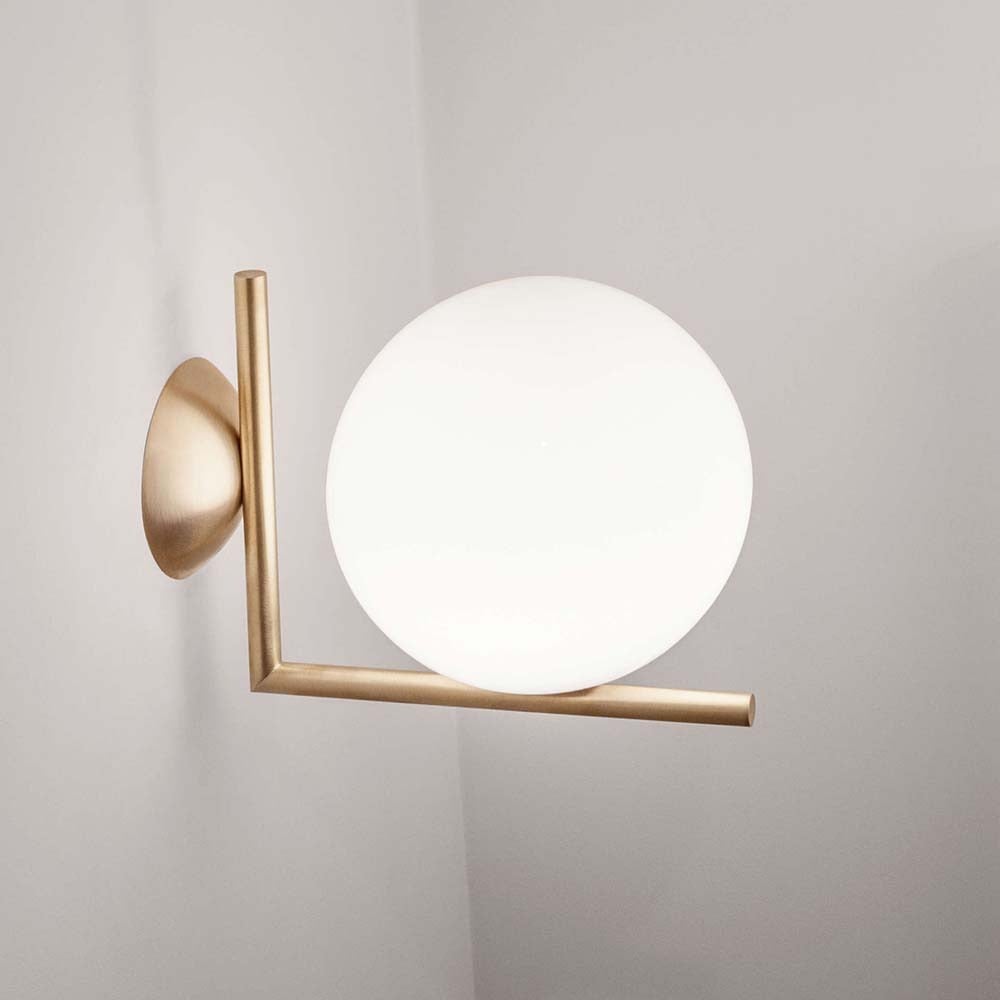 ic-cw1-brass-wall-ceiling-anastassiades-flos-01.jpg