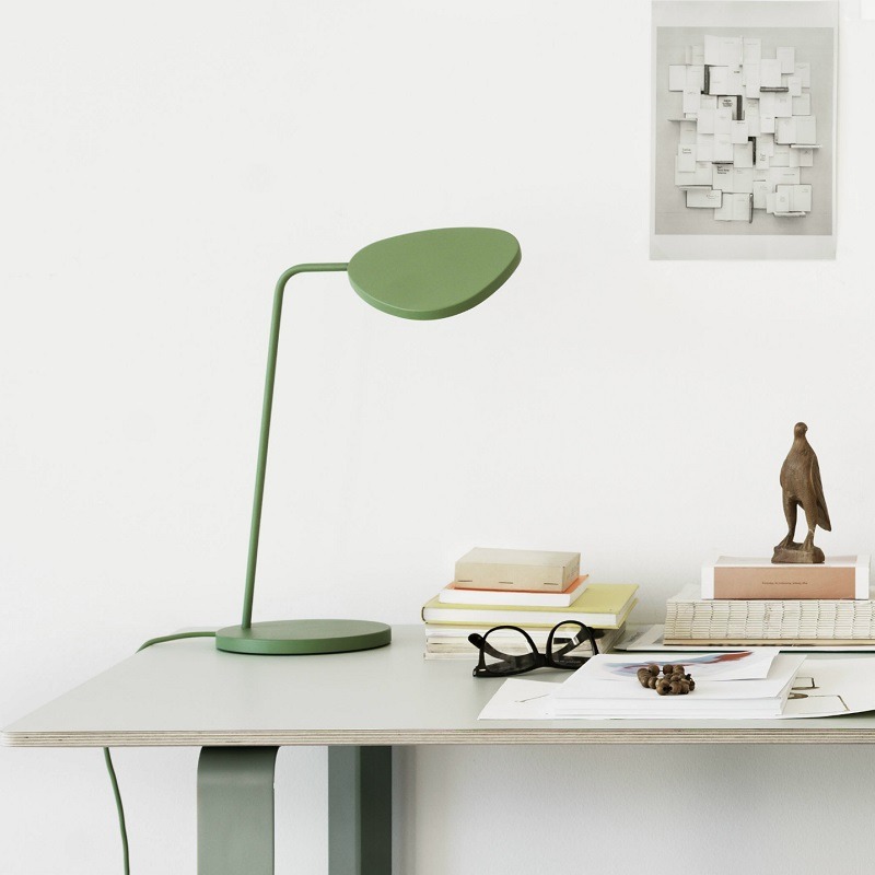 Muuto Leaf Table Lamp in Light Green Muuto Leaf Table Lamp in Light Green