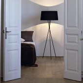 Santa & Cole Tripode G5 Floor Lamp
