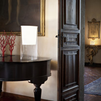 Flos Aoy Table Lamp Flos Aoy Table Lamp