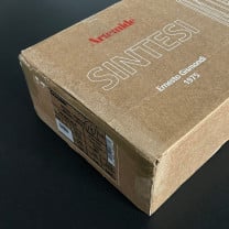Artemide Sintesi Table Lamp Packaging