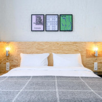 Sammode Studio Bendz Wall Light Beside Bed