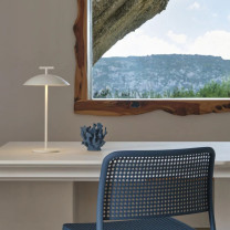 White Kartell Mini Geen-A LED Portable Lamp