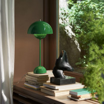 Green &Tradition Flowerpot VP3 Table Lamp