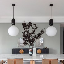 Parachilna Aballs Pendant Light