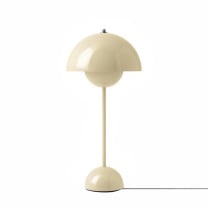 &Tradition Flowerpot VP3 Table Lamp - Ivory