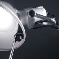  Artemide Tolomeo LED Tavolo Table Lamp - Closeup