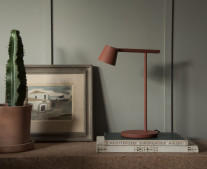 Muuto Tip LED Table Lamp Copper brown