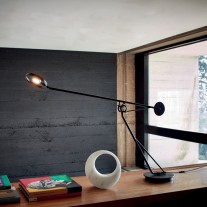 DCW éditions Aaro LED Table Lamp