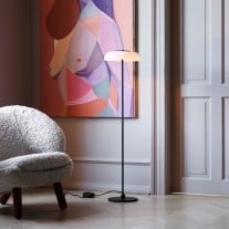 Nuura Blossi LED Floor Lamp Black/Opal White