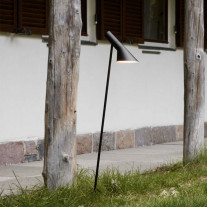 Louis Poulsen AJ LED Garden Bollard