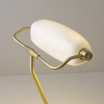 Original BTC Bankers Table Lamp Close Up