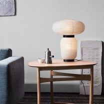 &Tradition Formakami JH18 Table Lamp on Table