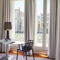Black Kartell Mini Kabuki LED Table Lamp