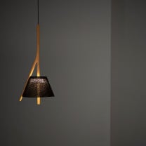 a-emotional light Cambo LED Pendant black on dark background