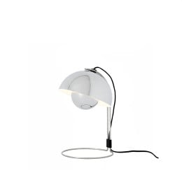 &Tradition Flowerpot VP4 Table Lamp